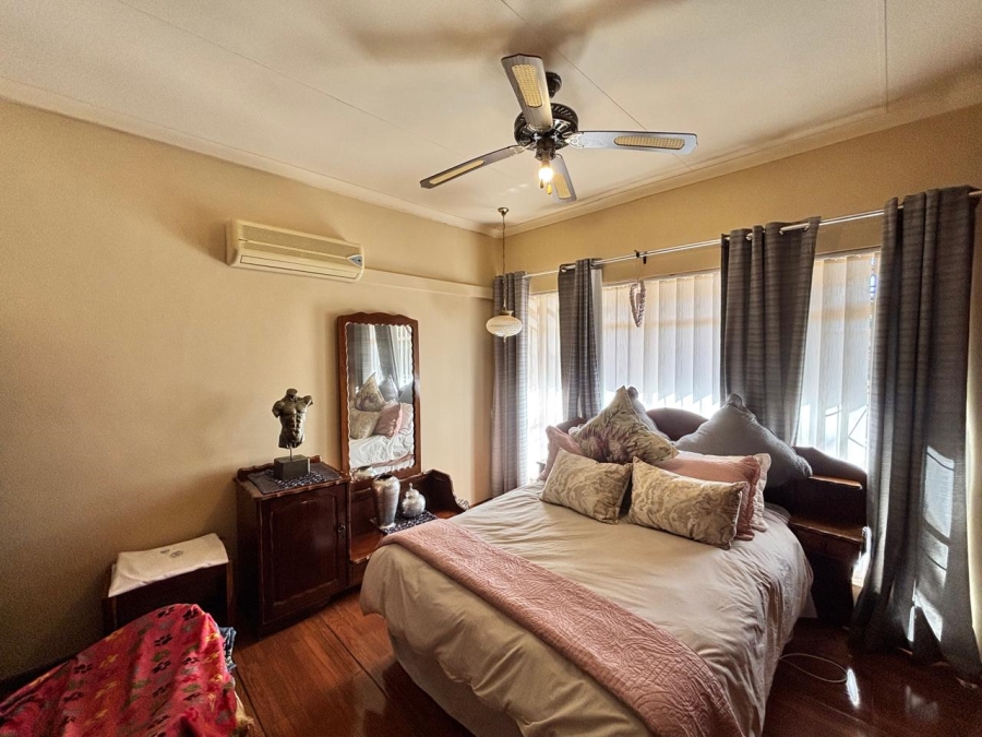 4 Bedroom Property for Sale in Flamwood North West